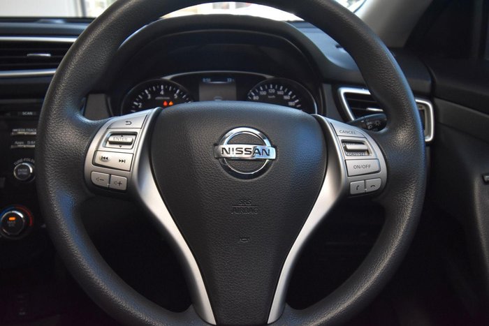 2015 Nissan X-TRAIL ST