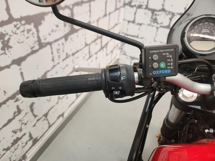 2022 Royal Enfield Himalayan E5 Base Himalayan Black