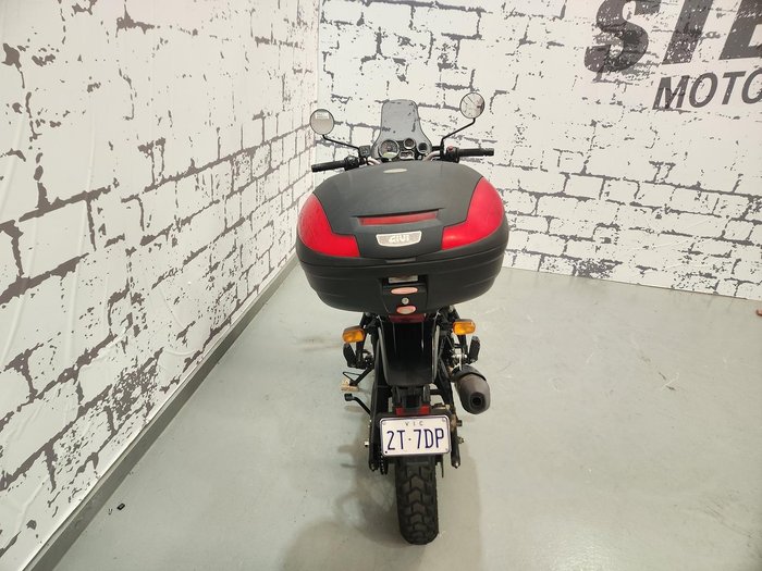 2022 Royal Enfield Himalayan E5 Base Himalayan Black