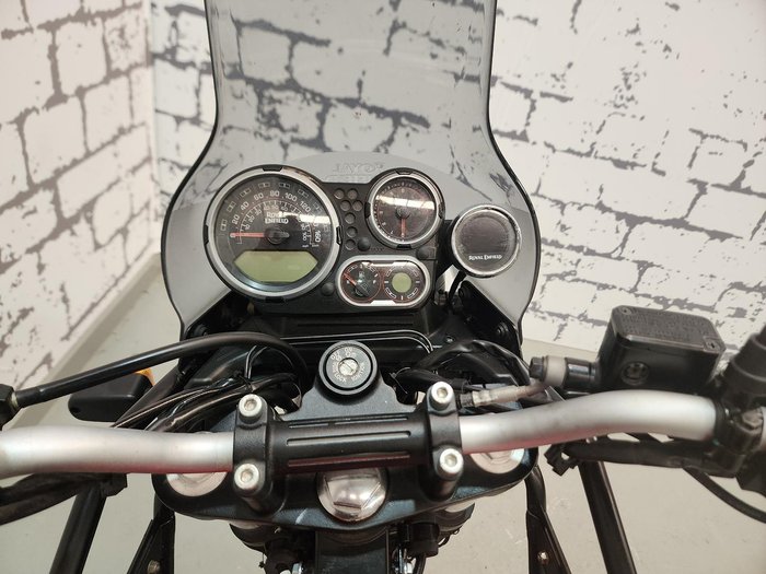 2022 Royal Enfield Himalayan E5 Base Himalayan Black