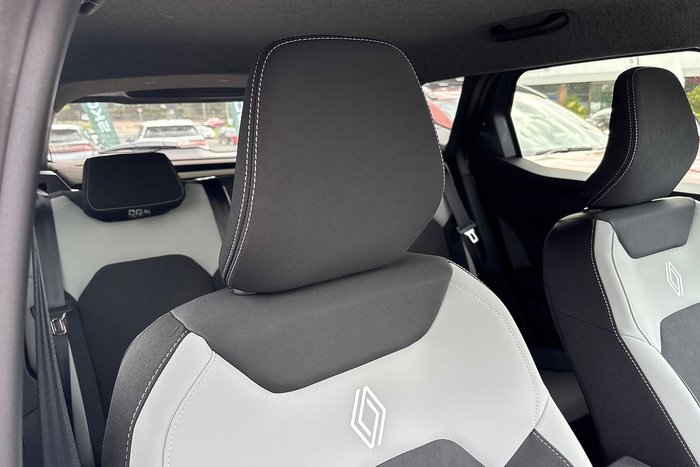 2025 Renault Duster Techno