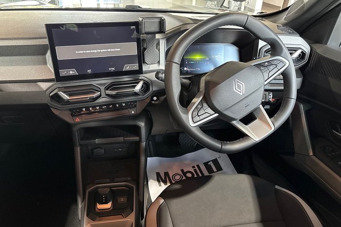 2025 Renault Duster Techno