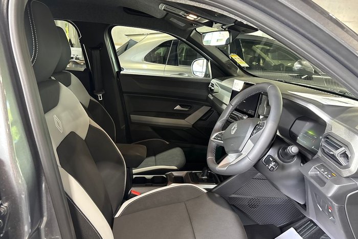 2025 Renault Duster Techno