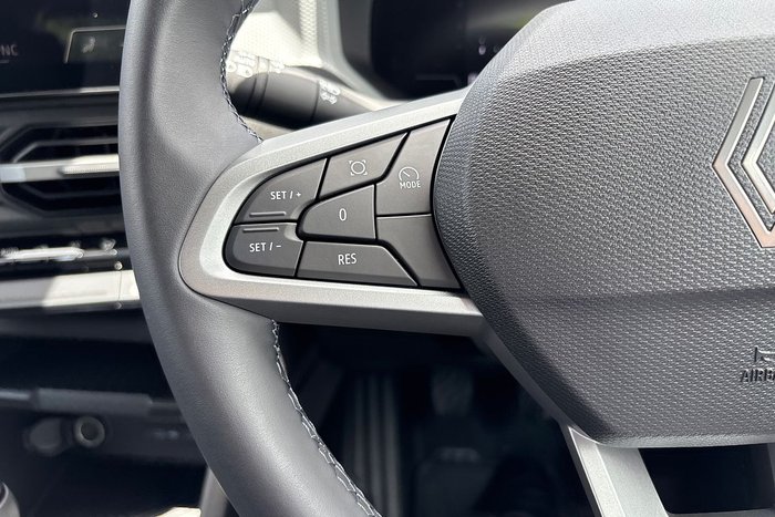 2025 Renault Duster Evolution