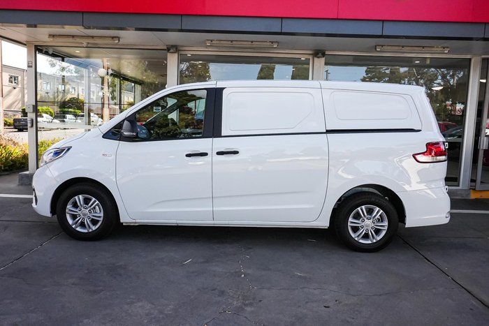 2023 LDV G10 +