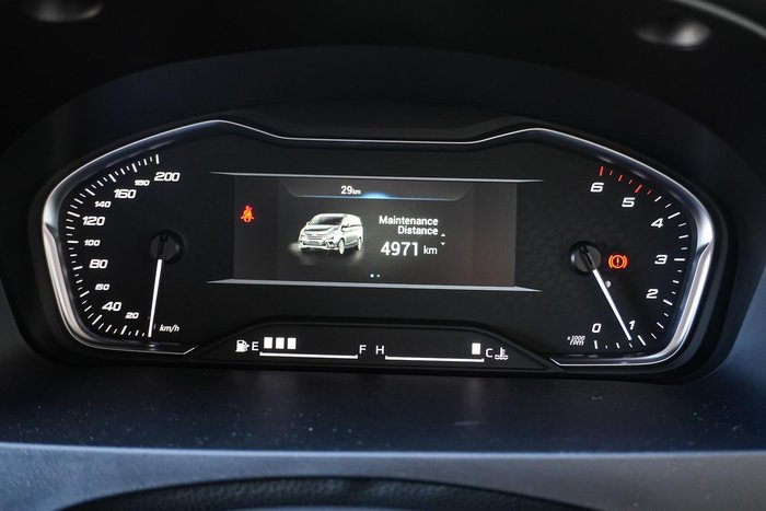 2023 LDV G10 +