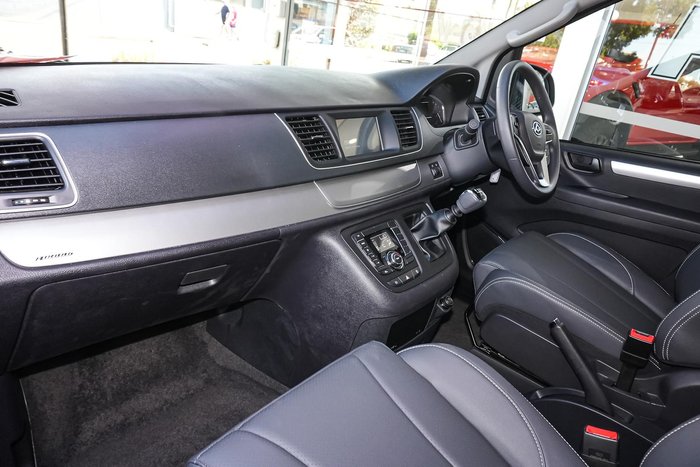 2023 LDV G10 +