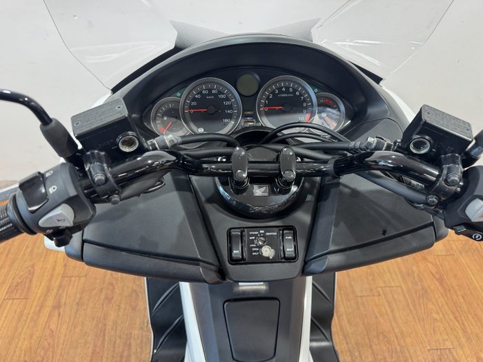 2017 Honda NSS300 FORZA