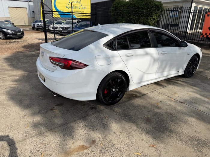 2018 HOLDEN COMMODORE RS
