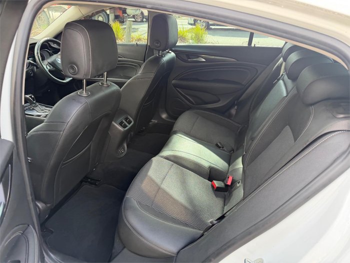 2018 HOLDEN COMMODORE RS