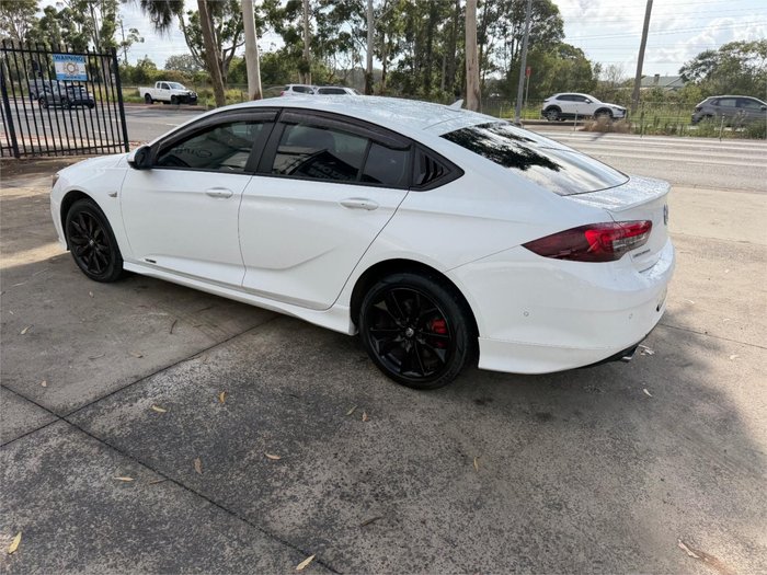 2018 HOLDEN COMMODORE RS