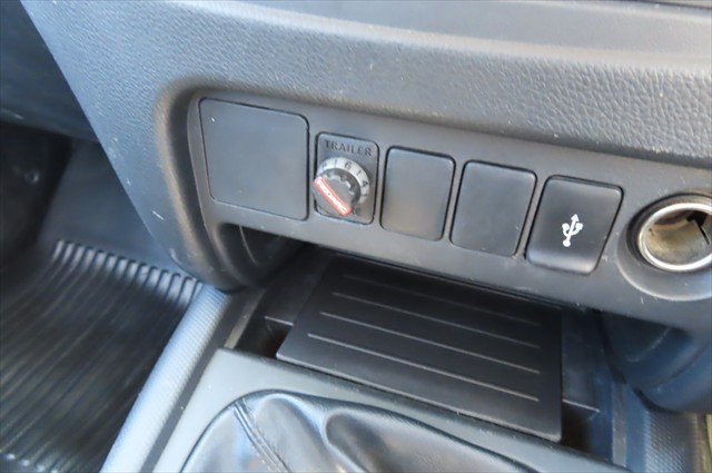 2021 Mitsubishi Triton GLX