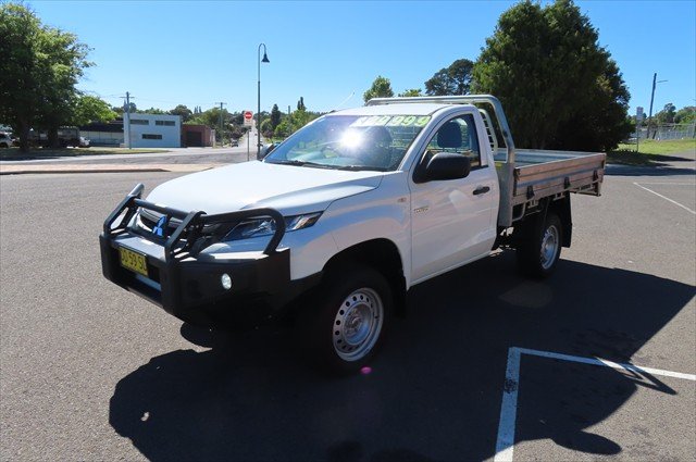 2021 Mitsubishi Triton GLX