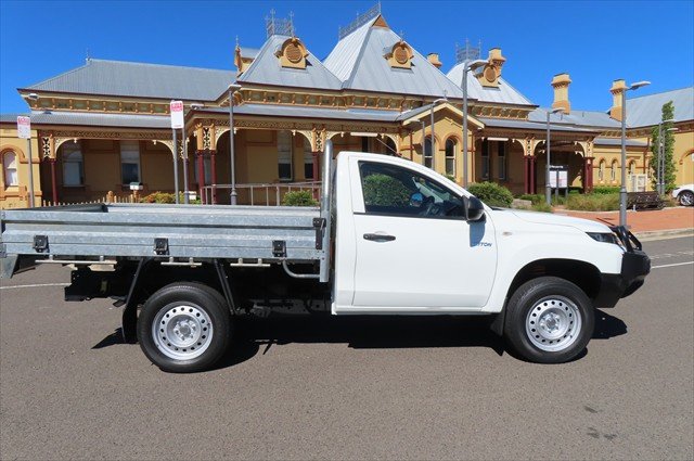 2021 Mitsubishi Triton GLX