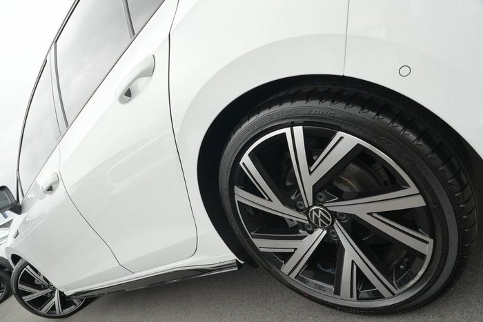 2023 Volkswagen Golf 110TSI R-Line