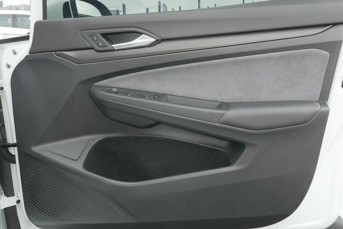 2023 Volkswagen Golf 110TSI R-Line