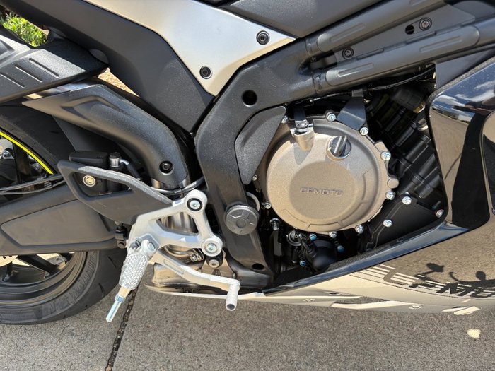 2025 CFMOTO 500SR Voom ZEPHYR BLUE