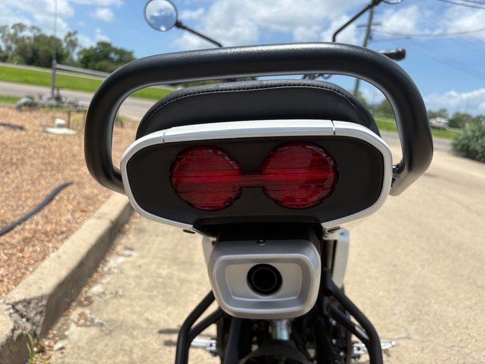 2025 CFMOTO 2025 Cf Moto 125CC XO PAPIO TRAIL White