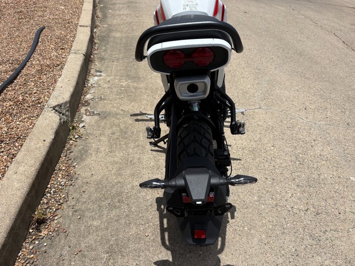 2025 CFMOTO 2025 Cf Moto 125CC XO PAPIO TRAIL White