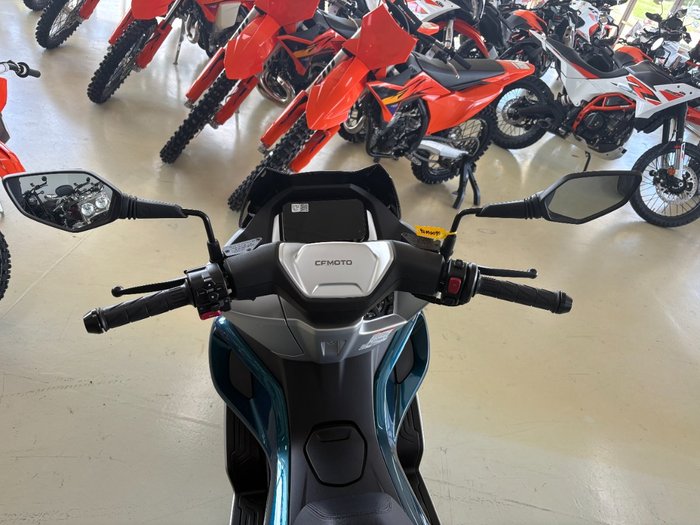 2025 CFMOTO 2025 CF Moto 150CC 150SC Scooter Space Silver