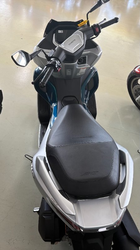 2025 CFMOTO 2025 CF Moto 150CC 150SC Scooter Space Silver