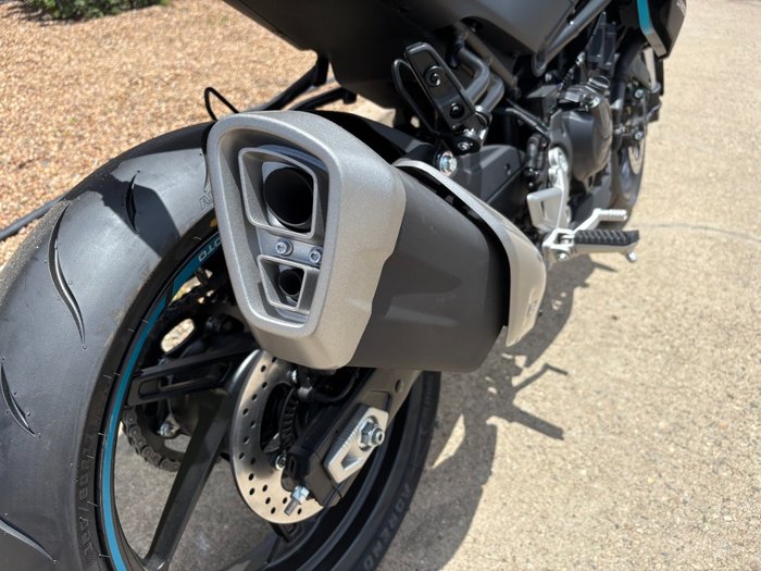 2025 CFMOTO 450 NK NEBULA BLACK