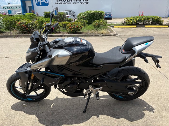 2025 CFMOTO 450 NK NEBULA BLACK