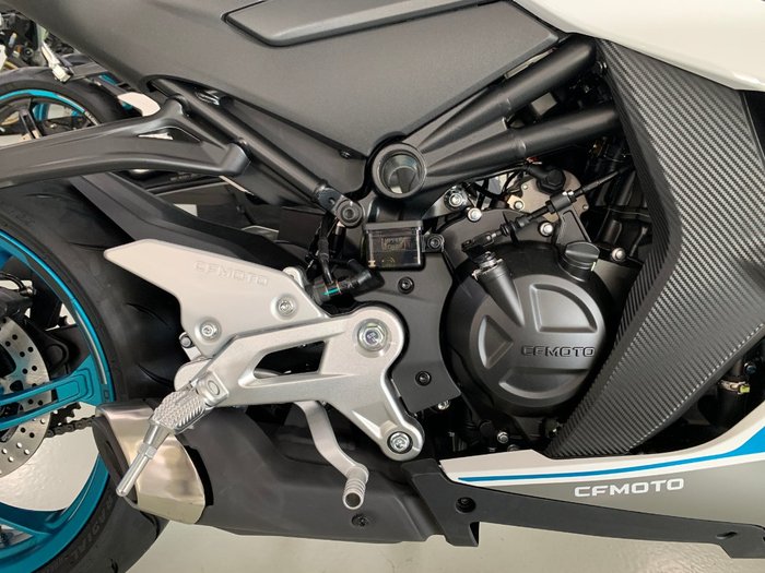 2026 CFMOTO 450 SR S