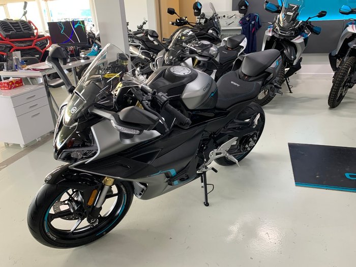 2026 CFMOTO 450 SR S