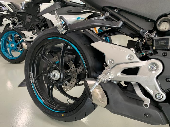 2026 CFMOTO 450 SR S