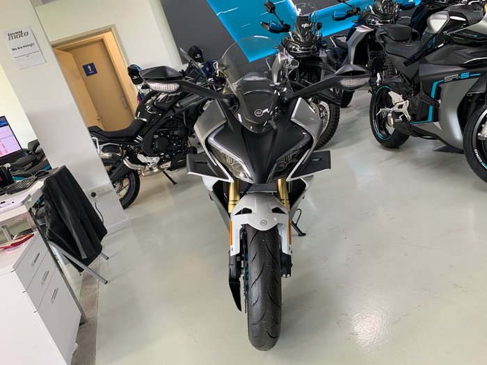 2026 CFMOTO 450 SR S