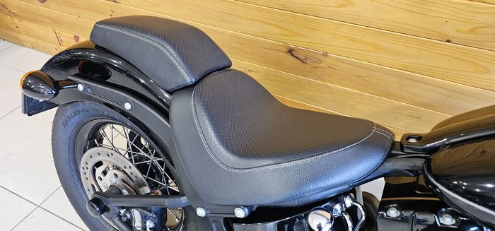 2011 Harley-davidson FXS BLACKLINE Black