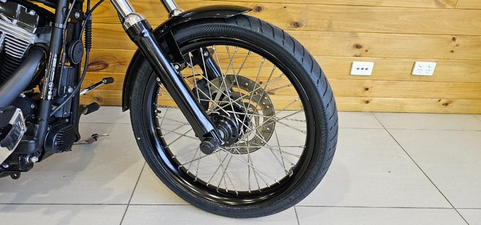 2011 Harley-davidson FXS BLACKLINE Black