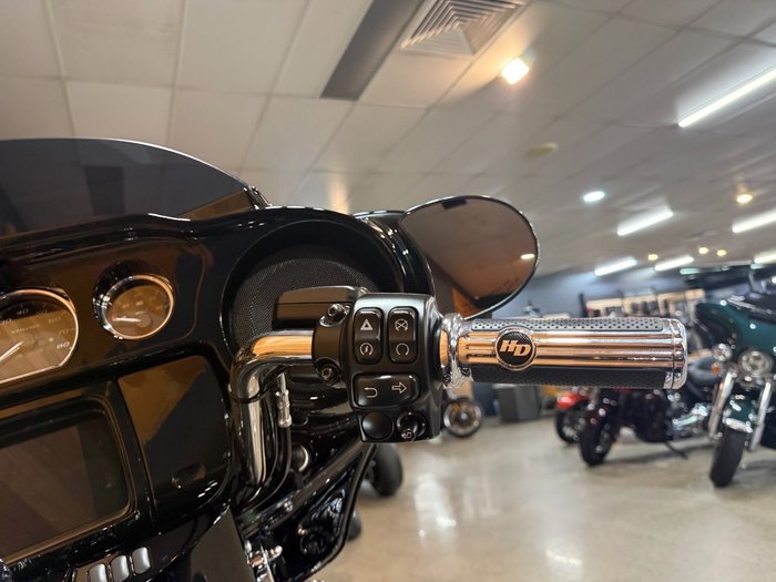 2021 Harley-davidson FLHXS STREET GLIDE SPECIAL Black
