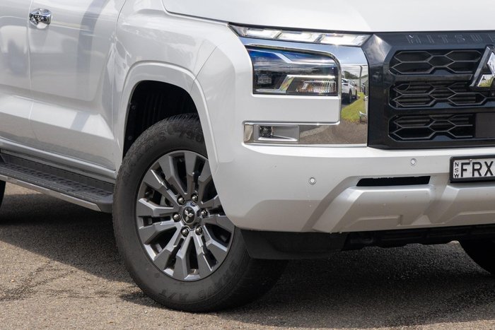 2024 Mitsubishi Triton GLS