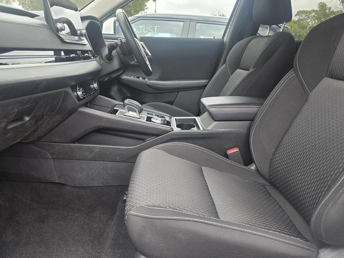 2024 Mitsubishi Outlander LS