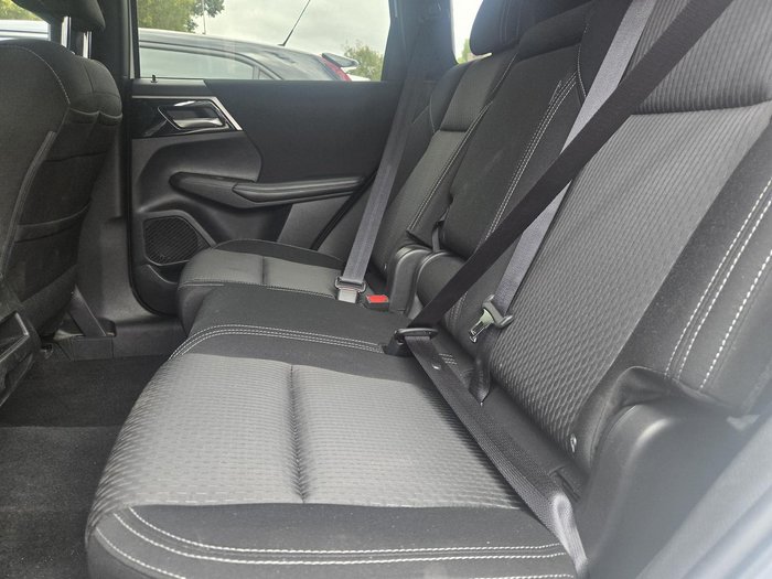 2024 Mitsubishi Outlander LS