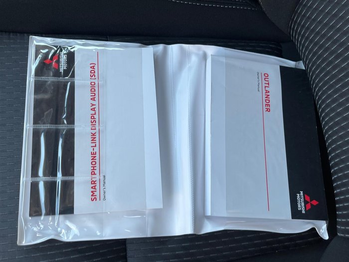 2024 Mitsubishi Outlander LS