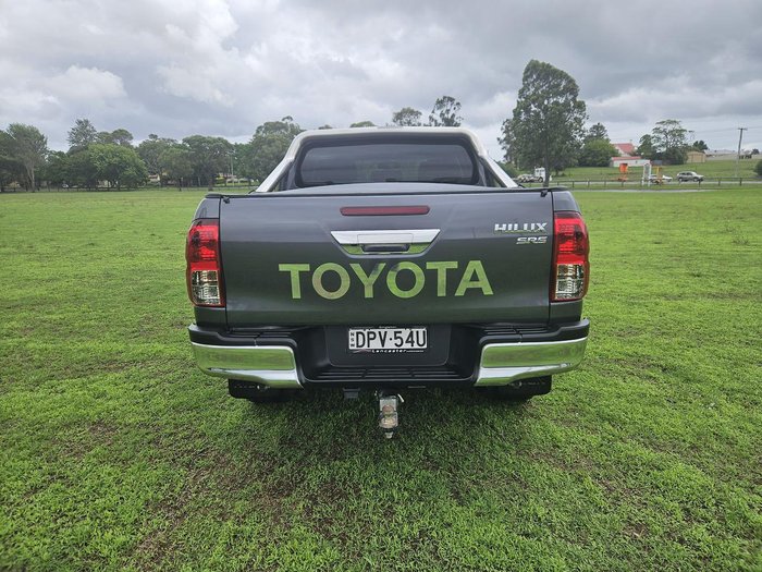2017 Toyota Hilux SR5