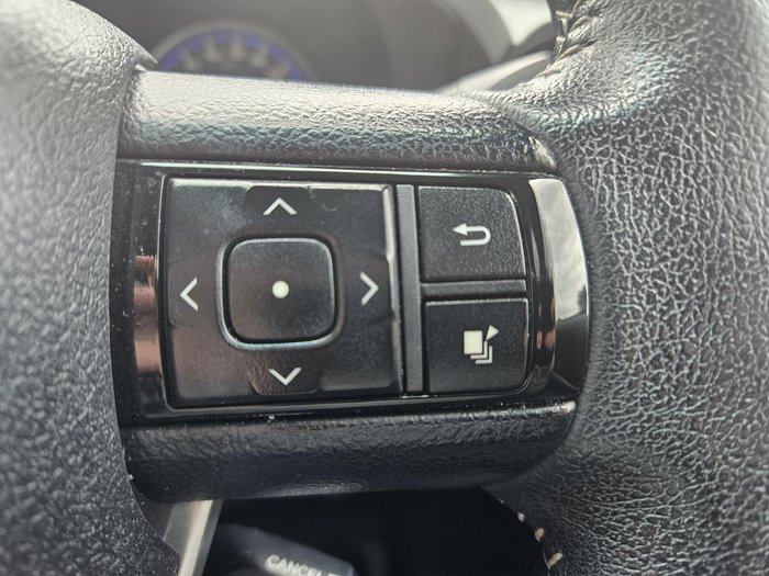 2017 Toyota Hilux SR5