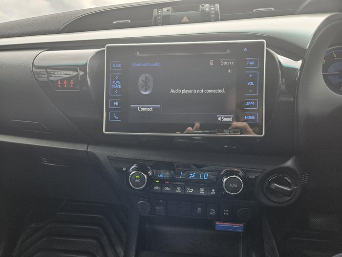 2017 Toyota Hilux SR5