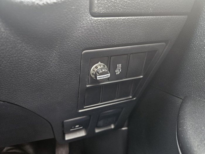 2017 Toyota Hilux SR5