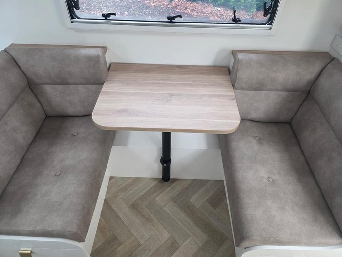 2025 New Age Caravans Manta Ray Mr19er