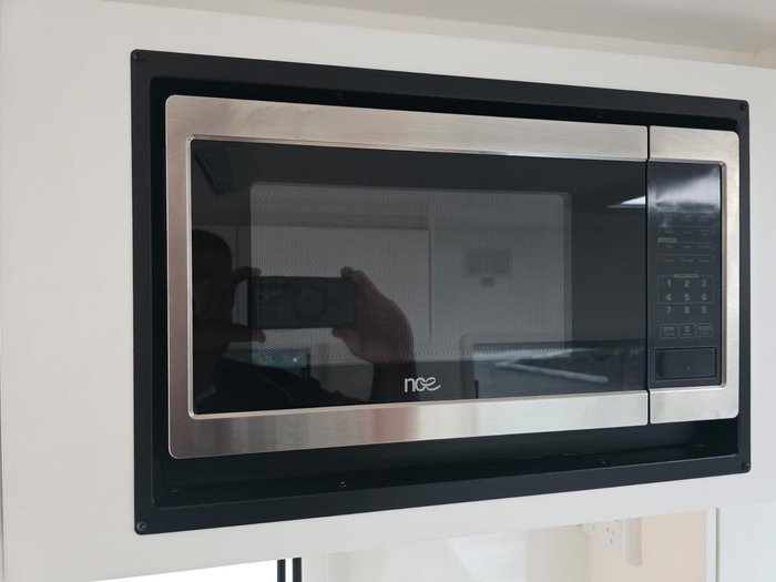 2025 New Age Caravans Manta Ray Mr19er