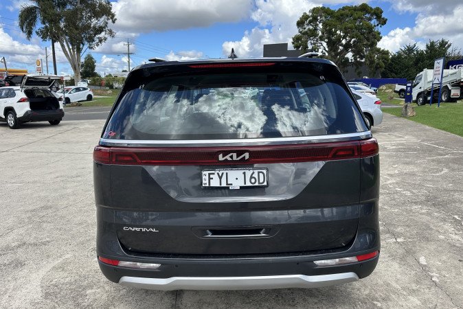 2022 KIA CARNIVAL S