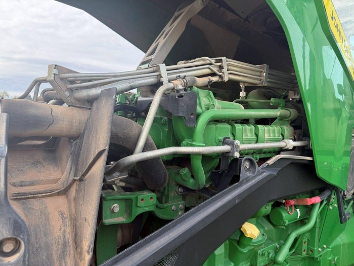 2020 John Deere 8Rx 410 GREEN