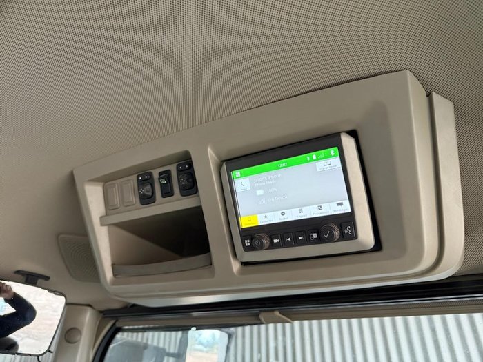 2020 John Deere 8Rx 410 GREEN