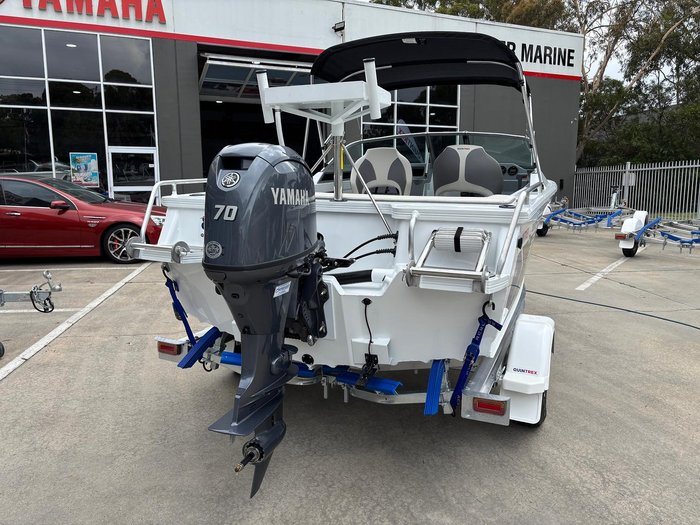 2026 QUINTREX 450 Fishabout Pro