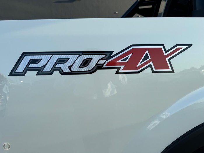 2025 Nissan Navara PRO-4X