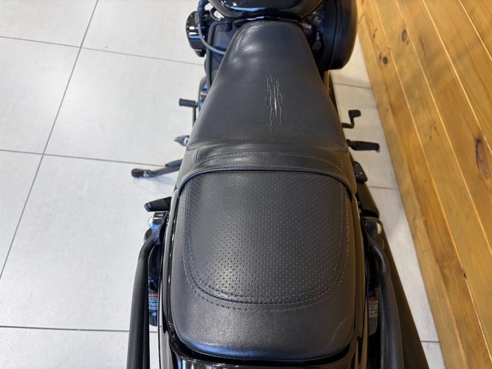 2017 HARLEY-DAVIDSON STREET ROD